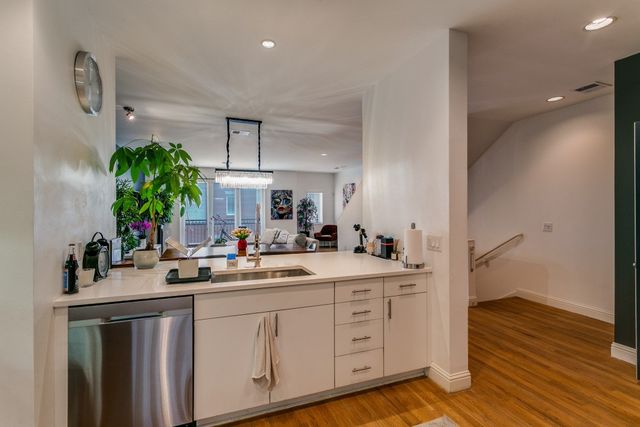 3250 Cambrick Street 9, Dallas, TX 75204