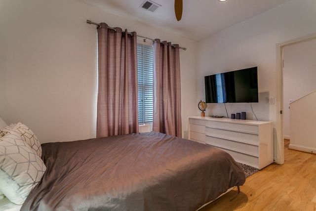 3250 Cambrick Street 9, Dallas, TX 75204