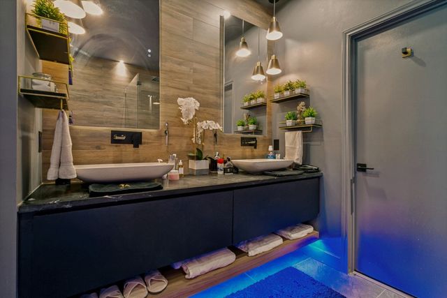 3250 Cambrick Street 9, Dallas, TX 75204