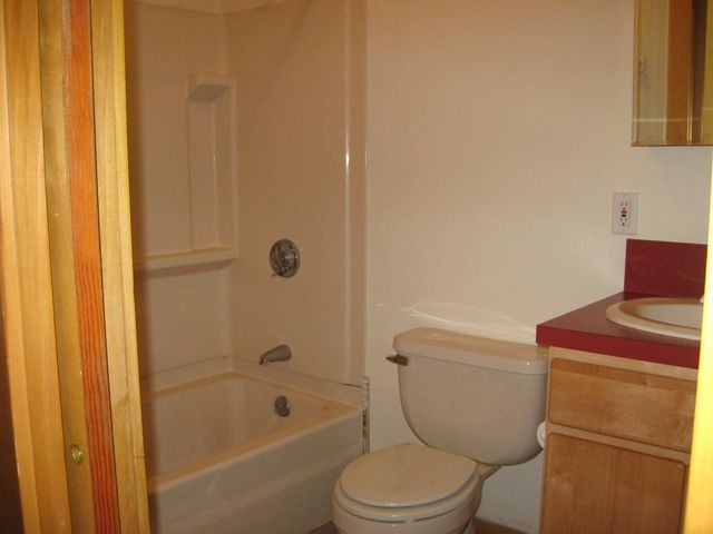 37 Regent 3, Cambridge, MA 02140