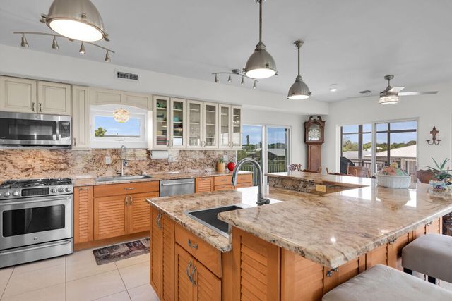 830 Egret Lane, Key Largo, FL 33037