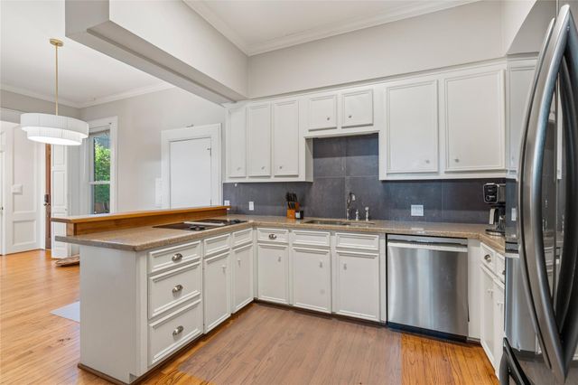 6732 Vanderbilt Street, Houston, TX 77005