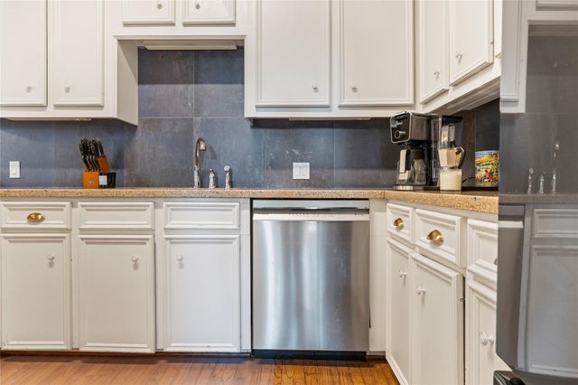 6732 Vanderbilt Street, Houston, TX 77005