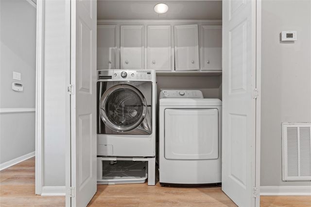 6732 Vanderbilt Street, Houston, TX 77005