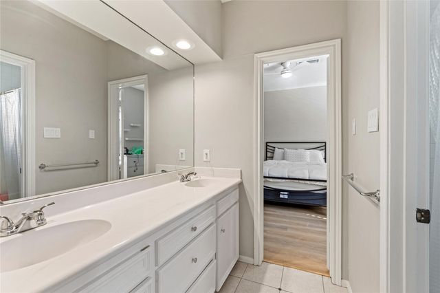 6732 Vanderbilt Street, Houston, TX 77005