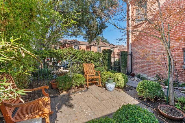 6732 Vanderbilt Street, Houston, TX 77005