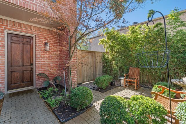 6732 Vanderbilt Street, Houston, TX 77005