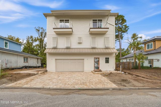 1329 ESTRELA Lane, Atlantic Beach, FL 32233