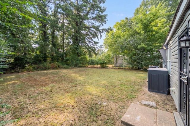 7804 W NAVY CIR, Millington, TN 38053