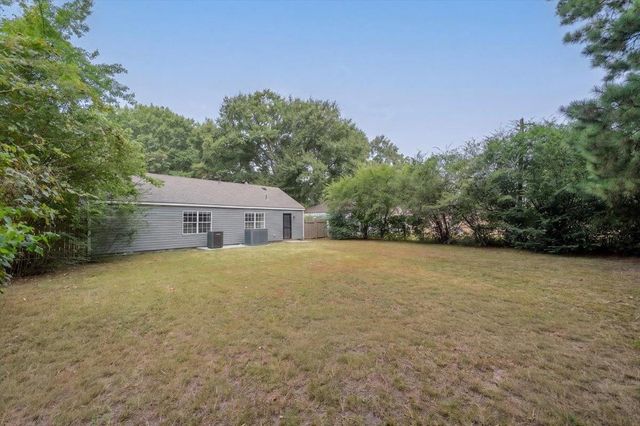 7804 W NAVY CIR, Millington, TN 38053