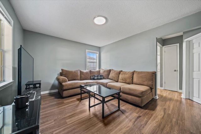 7804 W NAVY CIR, Millington, TN 38053