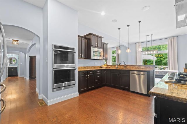 14 Prairie Lake Court, Wentzville, MO 63385