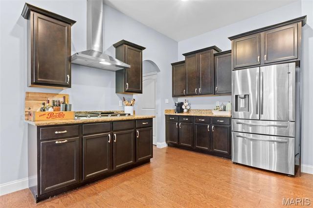 14 Prairie Lake Court, Wentzville, MO 63385