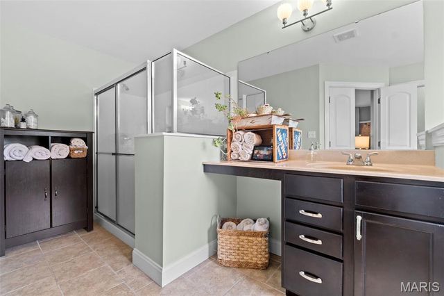 14 Prairie Lake Court, Wentzville, MO 63385