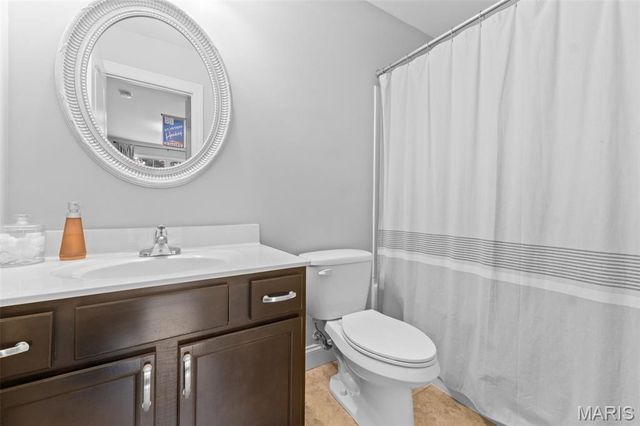 14 Prairie Lake Court, Wentzville, MO 63385