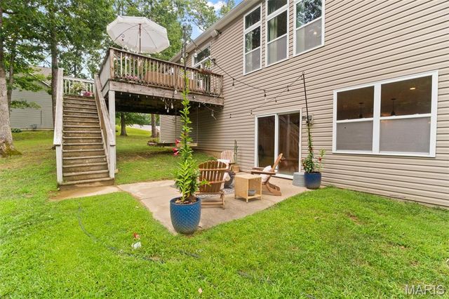 14 Prairie Lake Court, Wentzville, MO 63385
