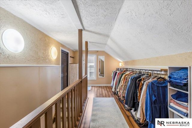 5823 Burdette Street, Omaha, NE 68104