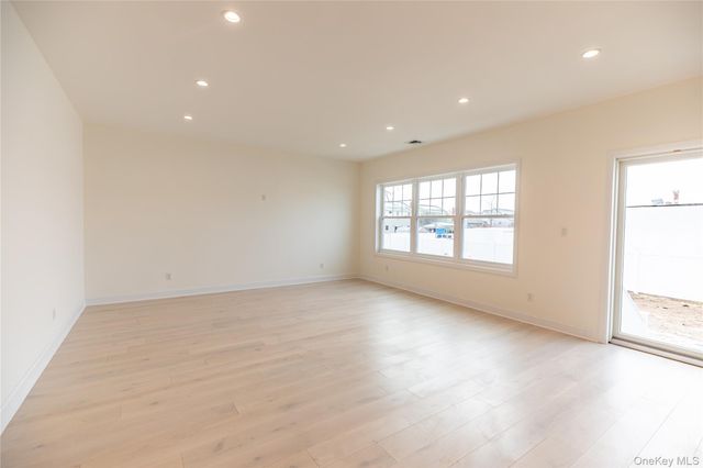 2910 Yale Place, Baldwin, NY 11510