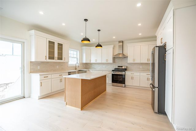 2910 Yale Place, Baldwin, NY 11510