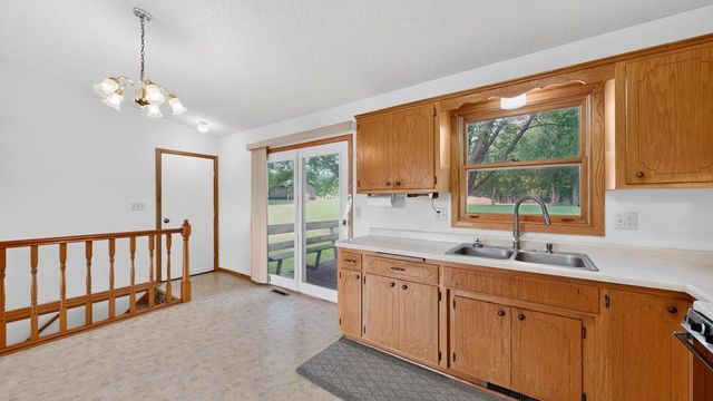 7559 Safari Court NW, Rochester, MN 55901