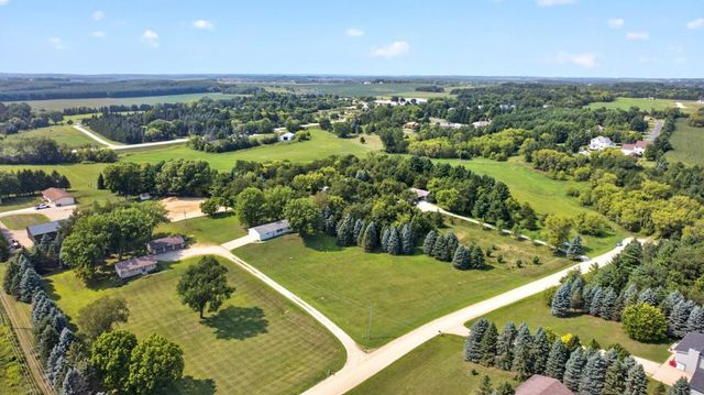7559 Safari Court NW, Rochester, MN 55901