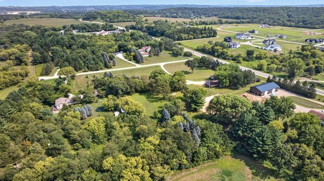 7559 Safari Court NW, Rochester, MN 55901