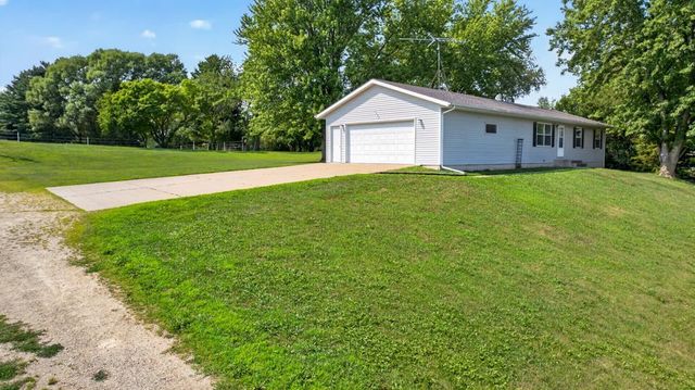 7559 Safari Court NW, Rochester, MN 55901