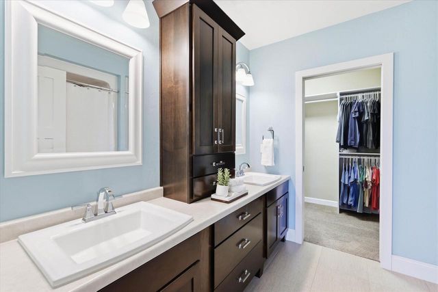 W5261 ARBOR VITAE COURT, Sherwood, WI 54169