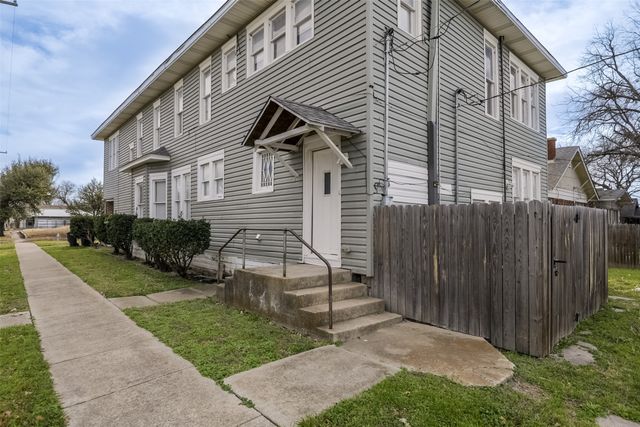 3000 S Jennings, Fort Worth, TX 76110