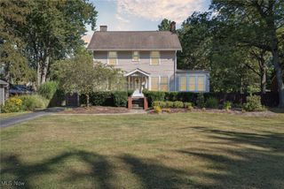 23052 Mastick Road, North Olmsted, OH 44070