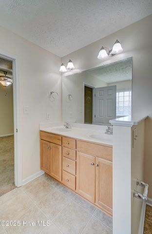 102 Chinkapin Court, Jacksonville, NC 28546