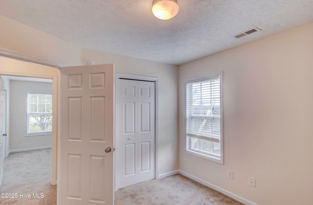 102 Chinkapin Court, Jacksonville, NC 28546