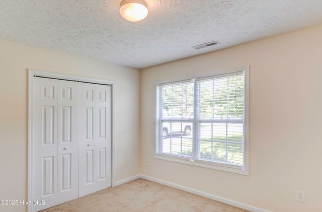 102 Chinkapin Court, Jacksonville, NC 28546