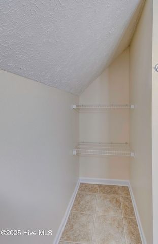102 Chinkapin Court, Jacksonville, NC 28546