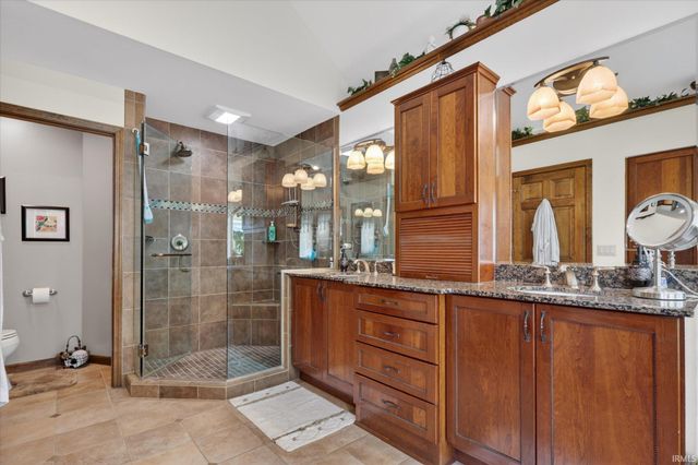 60659 Gentle Run Court, South Bend, IN 46614