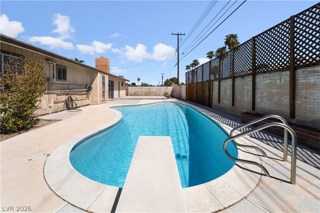 3470 El Camino Real, Las Vegas, NV 89121