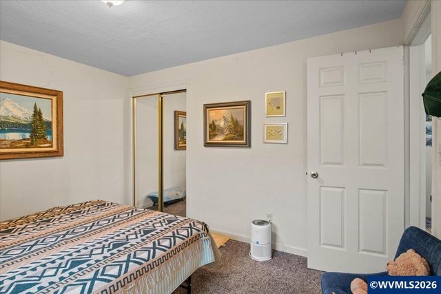 1254 8th St NW, Salem, OR 97304