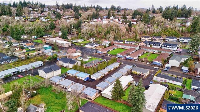 1254 8th St NW, Salem, OR 97304