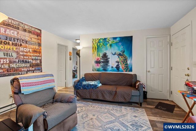 1254 8th St NW, Salem, OR 97304