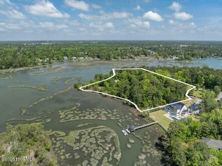 802 Johns Orchard Lane, Wilmington, NC 28411