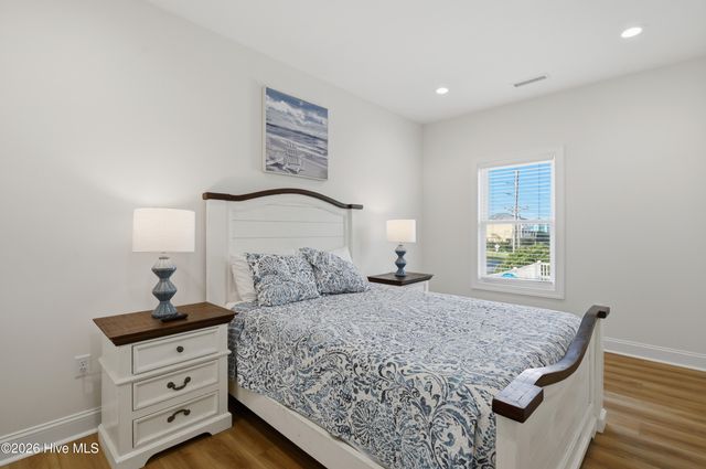 1617 S Shore Drive, Surf City, NC 28445