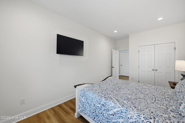 1617 S Shore Drive, Surf City, NC 28445