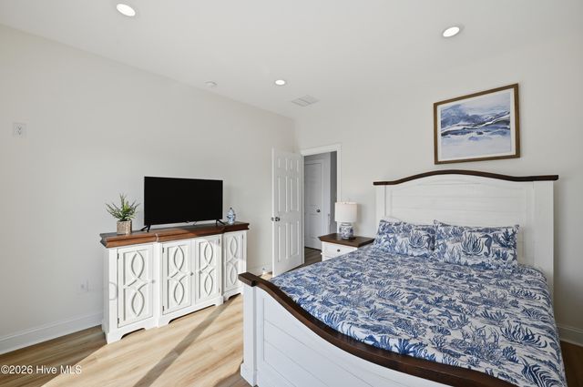 1617 S Shore Drive, Surf City, NC 28445