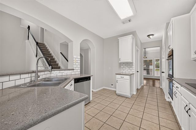 12103 Auburn Shores Court, Pearland, TX 77584