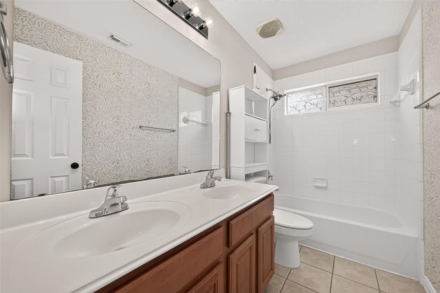 12103 Auburn Shores Court, Pearland, TX 77584