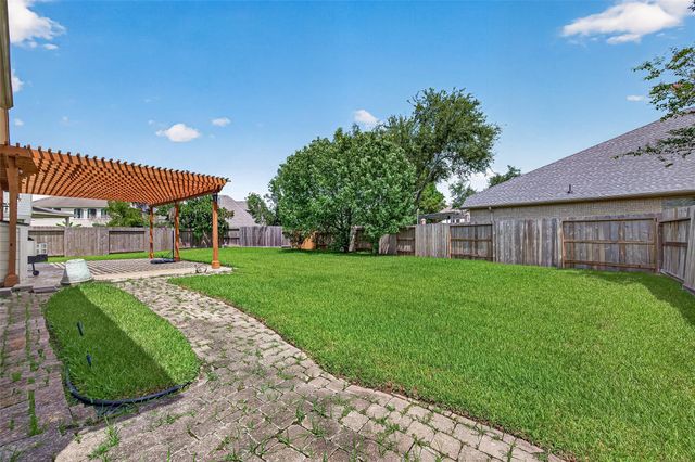 12103 Auburn Shores Court, Pearland, TX 77584