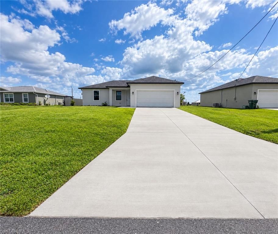 7006 Waldo CIR, LABELLE, FL 33935 — exterior