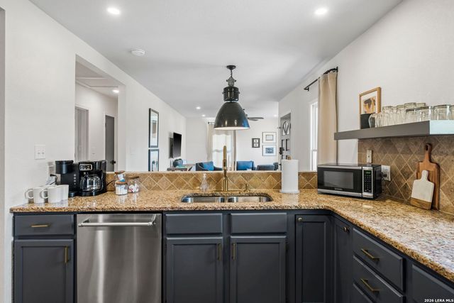 511 Olive St, Fredericksburg, TX 78624