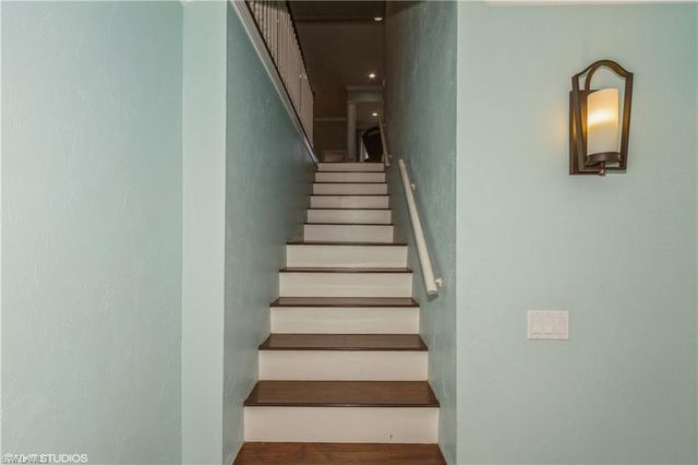 2611 Citrus Lake Dr Apt 203, Naples, FL 34109