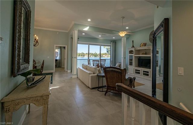 2611 Citrus Lake Dr Apt 203, Naples, FL 34109